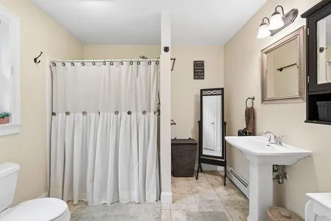 14 Rosewood Lane New Gloucester ME 04260