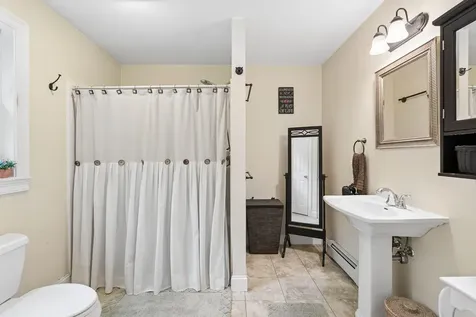 14 Rosewood Lane New Gloucester ME 04260