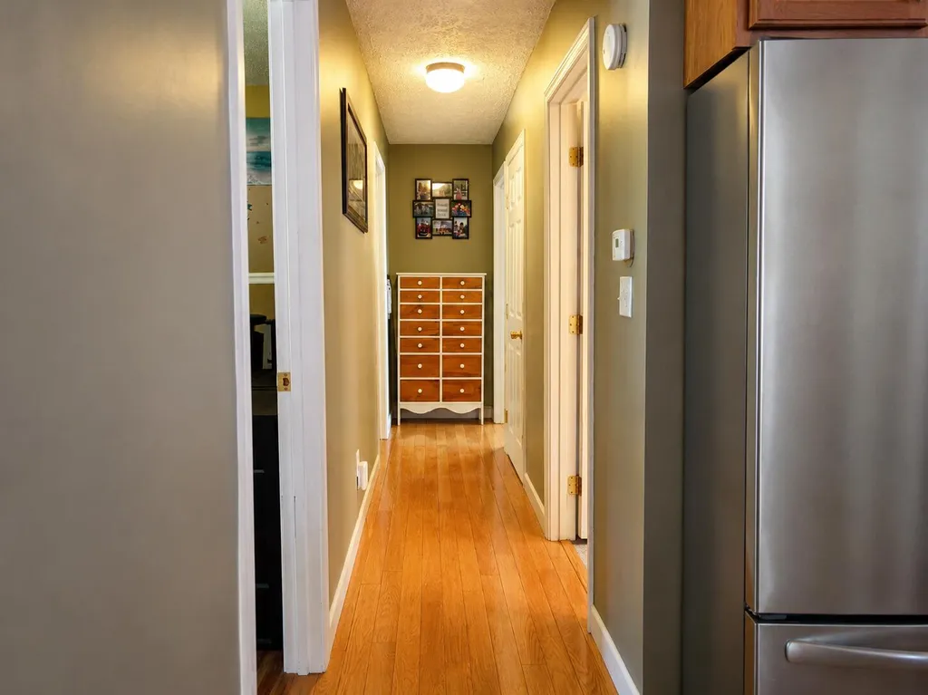 15 Kevin Street Lewiston ME 04240