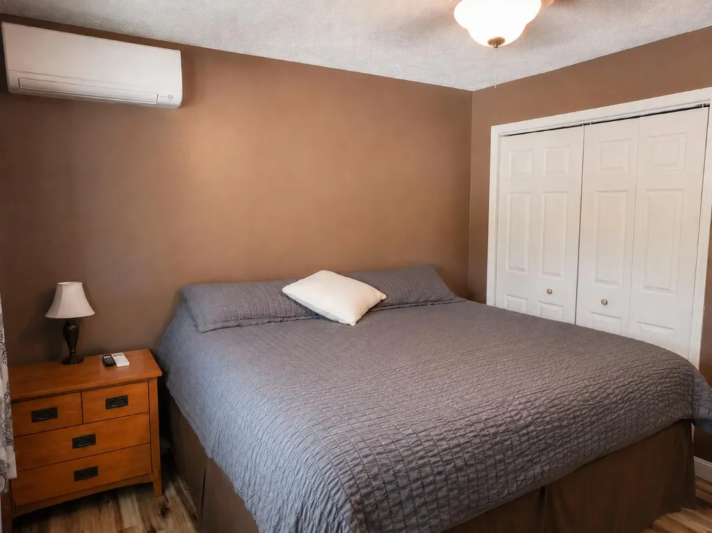 15 Kevin Street Lewiston ME 04240