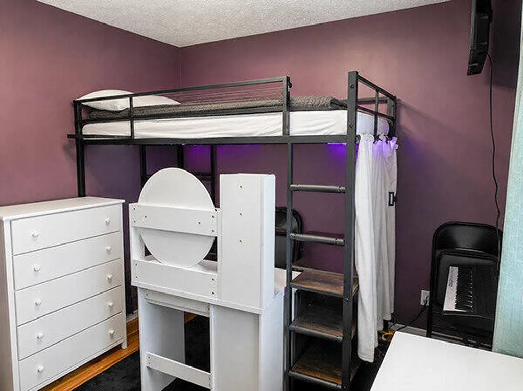 15 Kevin Street Lewiston ME 04240