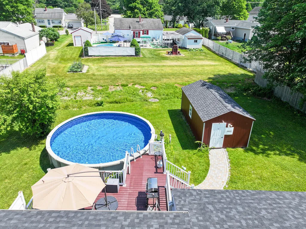 15 Kevin Street Lewiston ME 04240