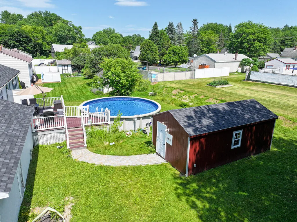 15 Kevin Street Lewiston ME 04240