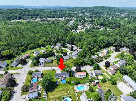 15 Kevin Street Lewiston ME 04240