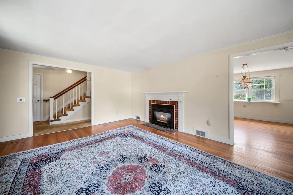157 Old Road Eliot ME 03903