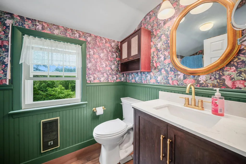 157 Old Road Eliot ME 03903