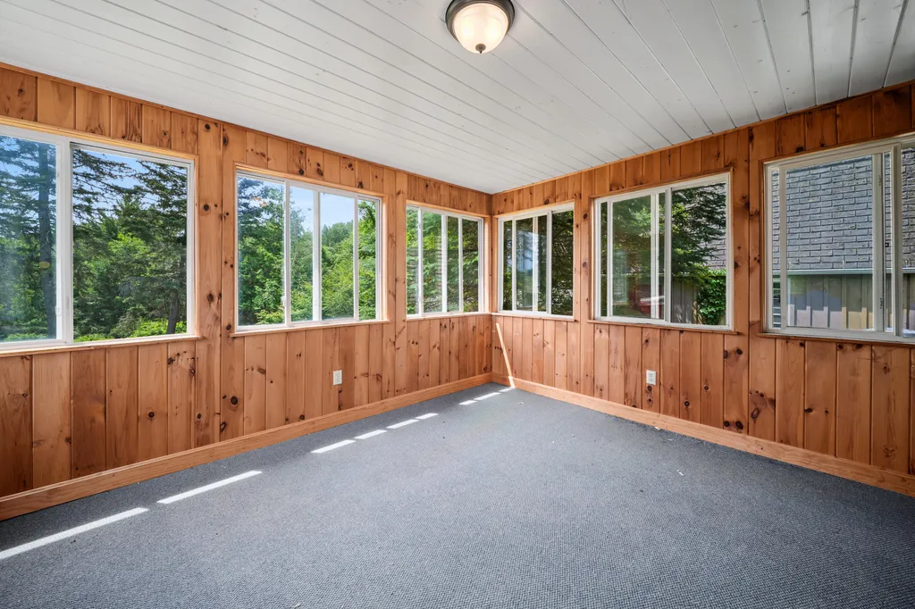 157 Old Road Eliot ME 03903