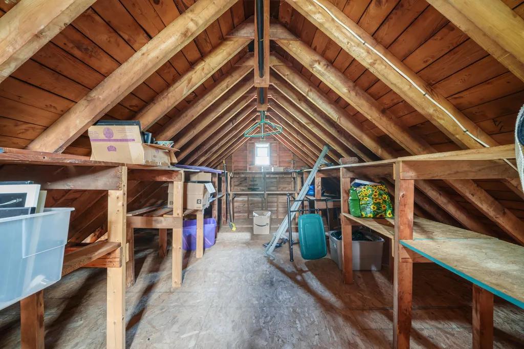 157 Old Road Eliot ME 03903