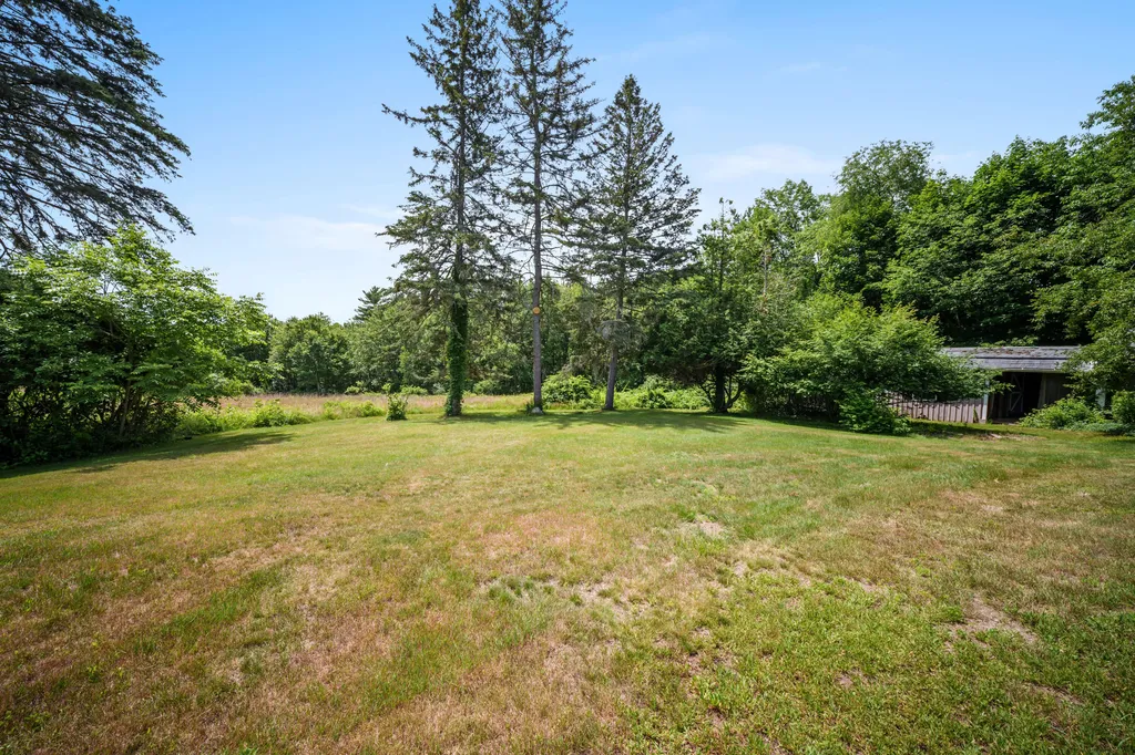 157 Old Road Eliot ME 03903