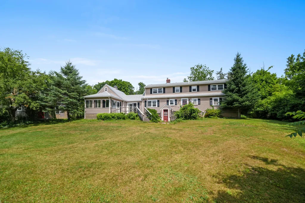 157 Old Road Eliot ME 03903