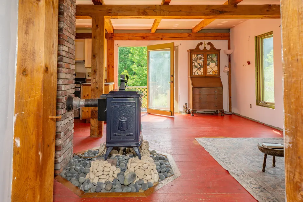 416 Lincolnville Avenue Belfast ME 04915