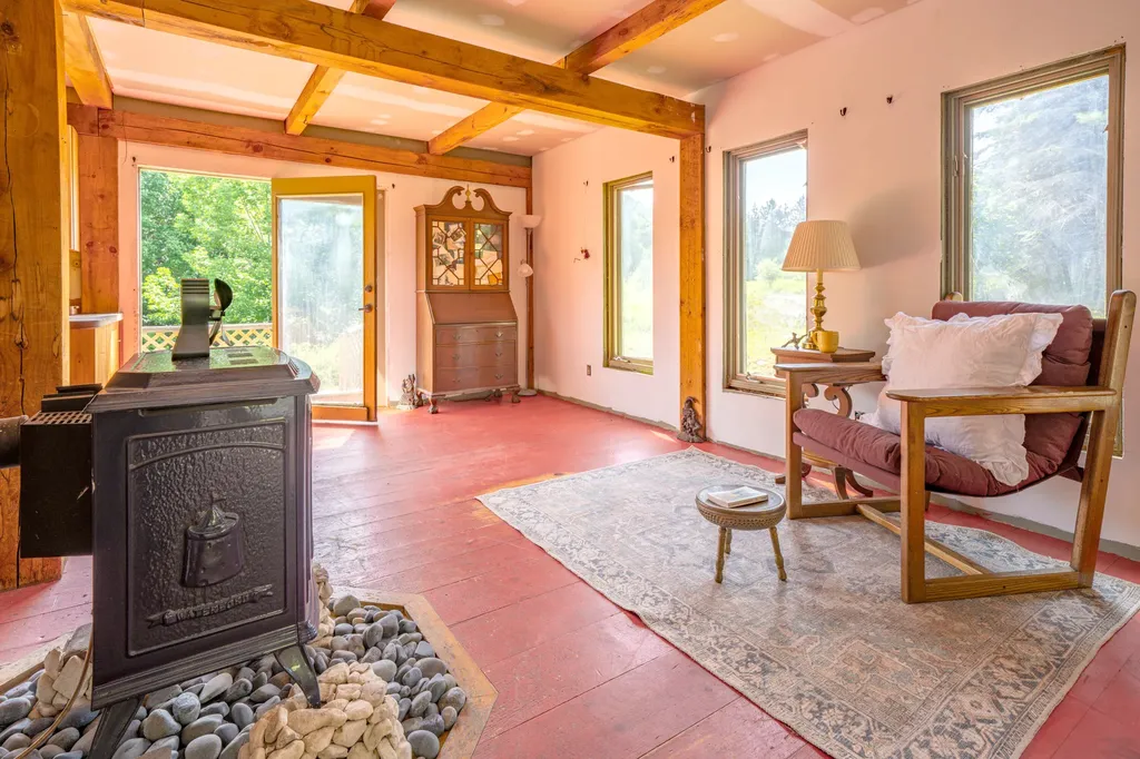416 Lincolnville Avenue Belfast ME 04915