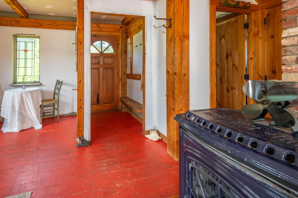 416 Lincolnville Avenue Belfast ME 04915