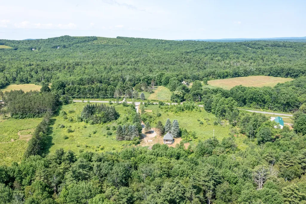 416 Lincolnville Avenue Belfast ME 04915