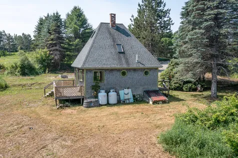 416 Lincolnville Avenue Belfast ME 04915