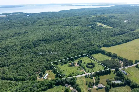 416 Lincolnville Avenue Belfast ME 04915