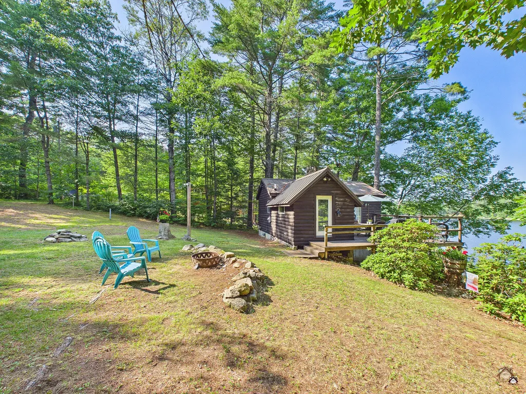 66 Marr Lane Oxford ME 04270
