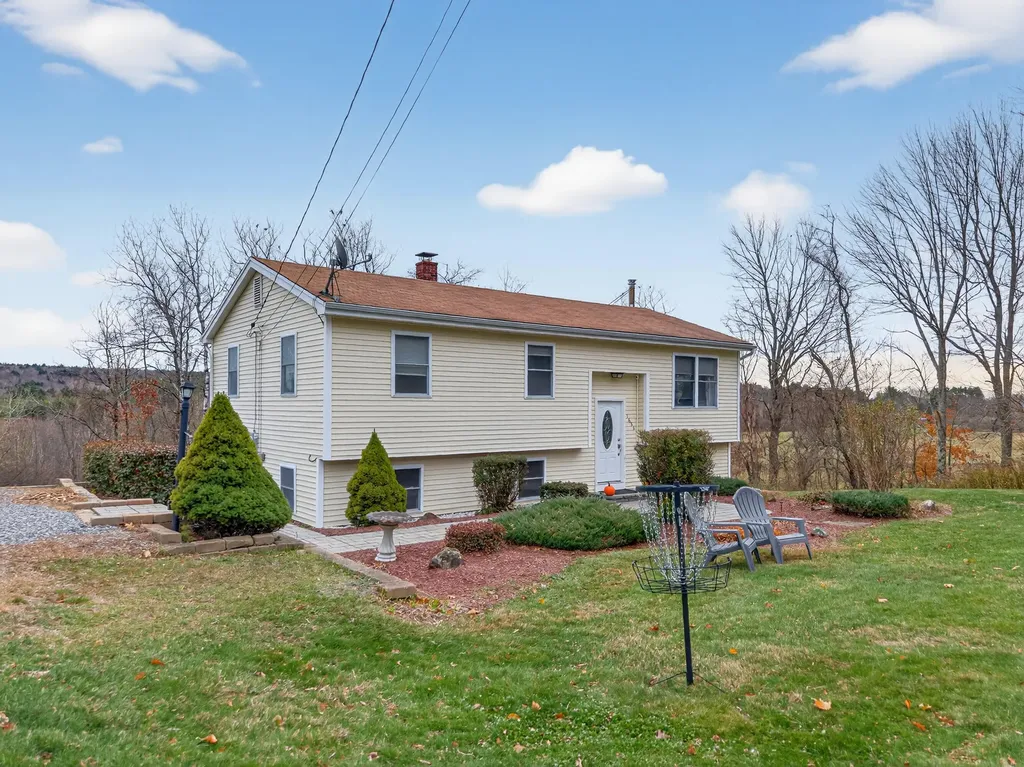 1653 Augusta Road Bowdoin ME 04287