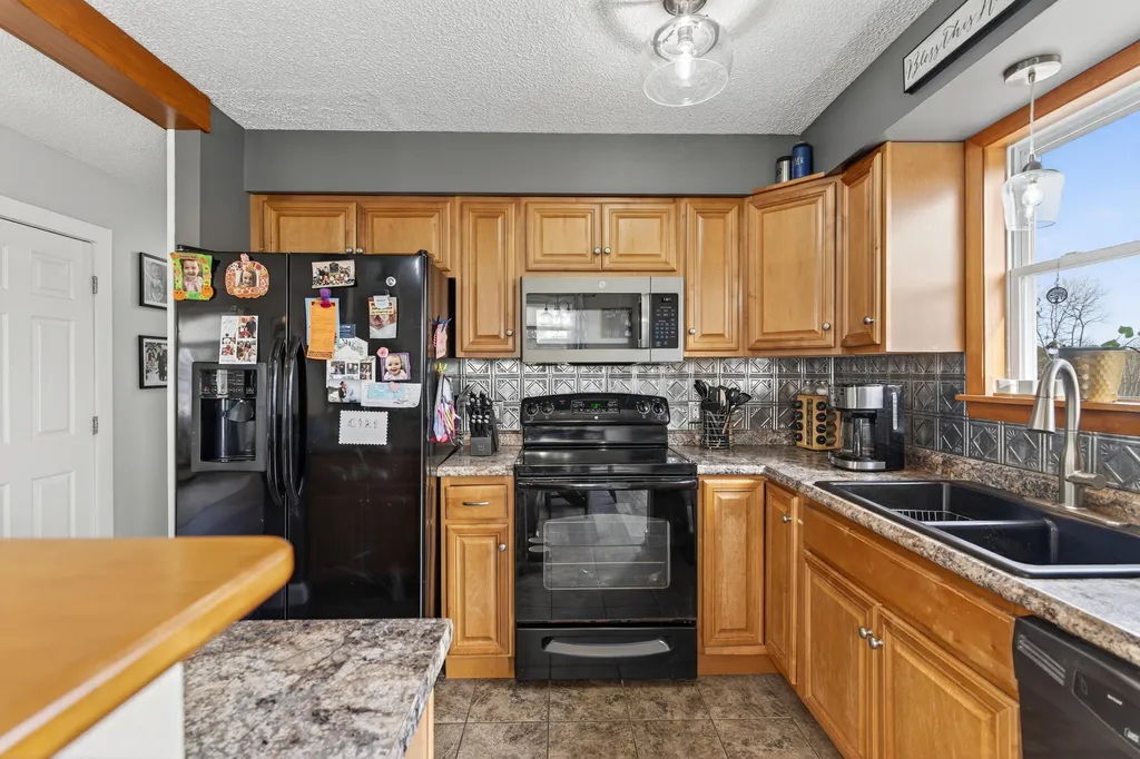 1653 Augusta Road Bowdoin ME 04287