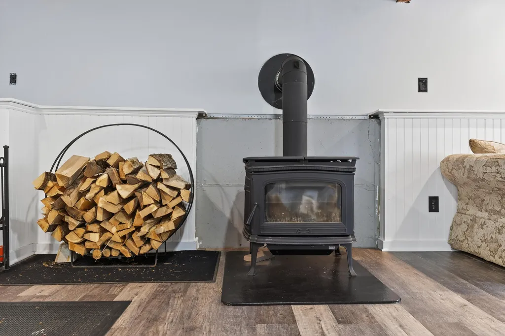 1653 Augusta Road Bowdoin ME 04287