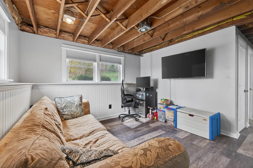 1653 Augusta Road Bowdoin ME 04287