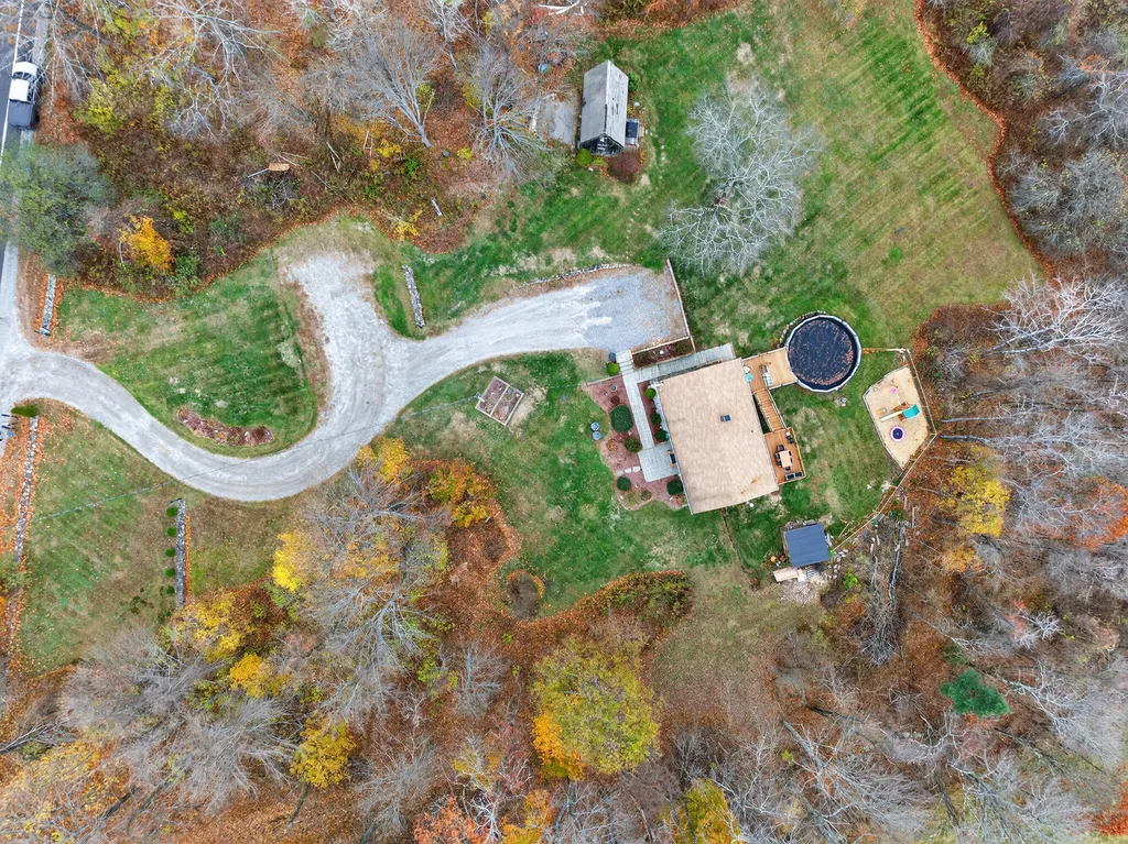 1653 Augusta Road Bowdoin ME 04287