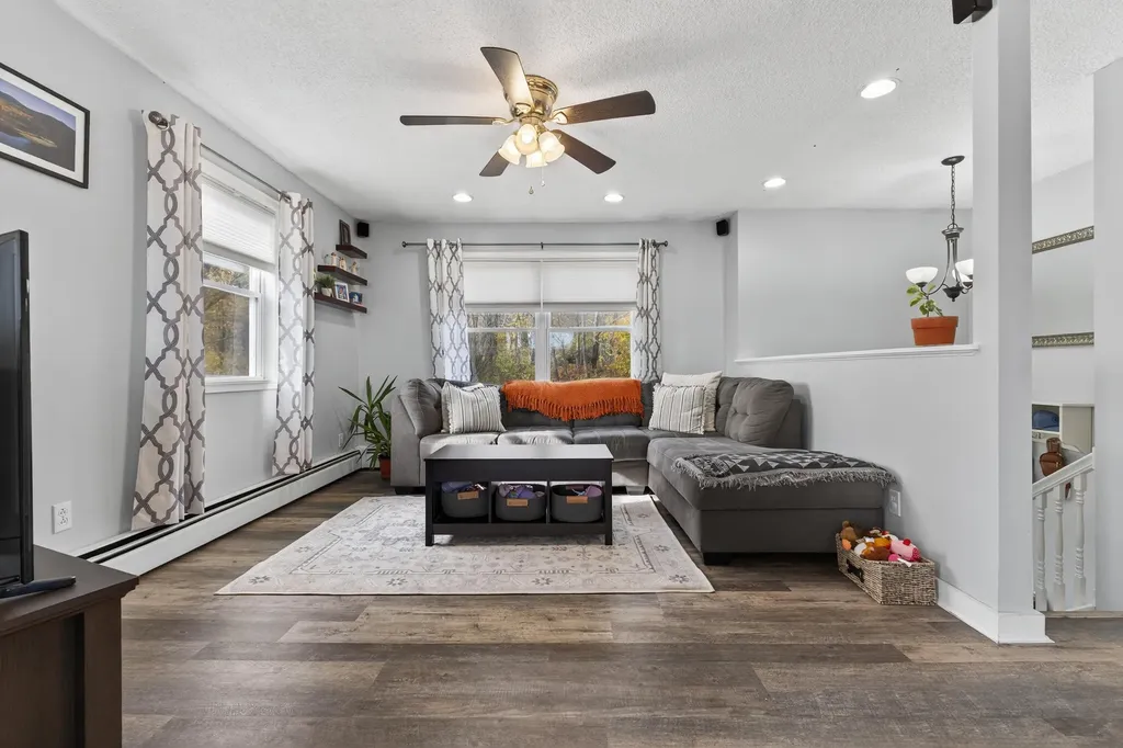 1653 Augusta Road Bowdoin ME 04287