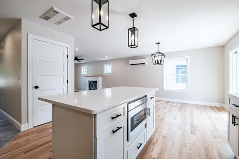 49 O'neil Street South Portland ME 04106