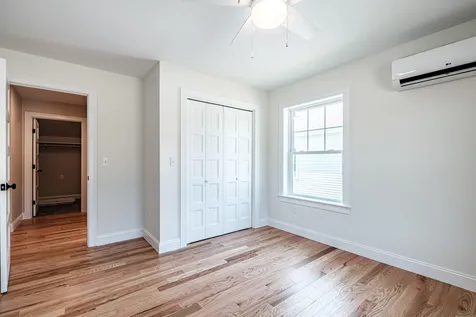 49 O'neil Street South Portland ME 04106
