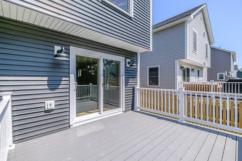 49 O'neil Street South Portland ME 04106