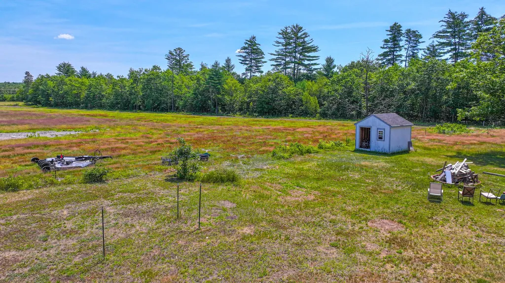 69 Skeetfield Road Oxford ME 04270