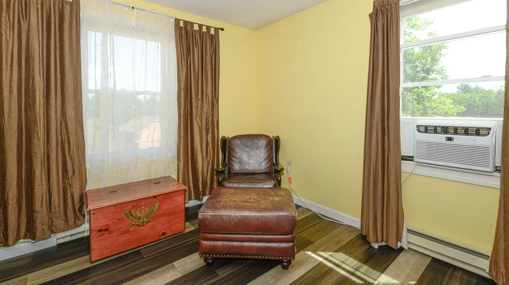69 Skeetfield Road Oxford ME 04270