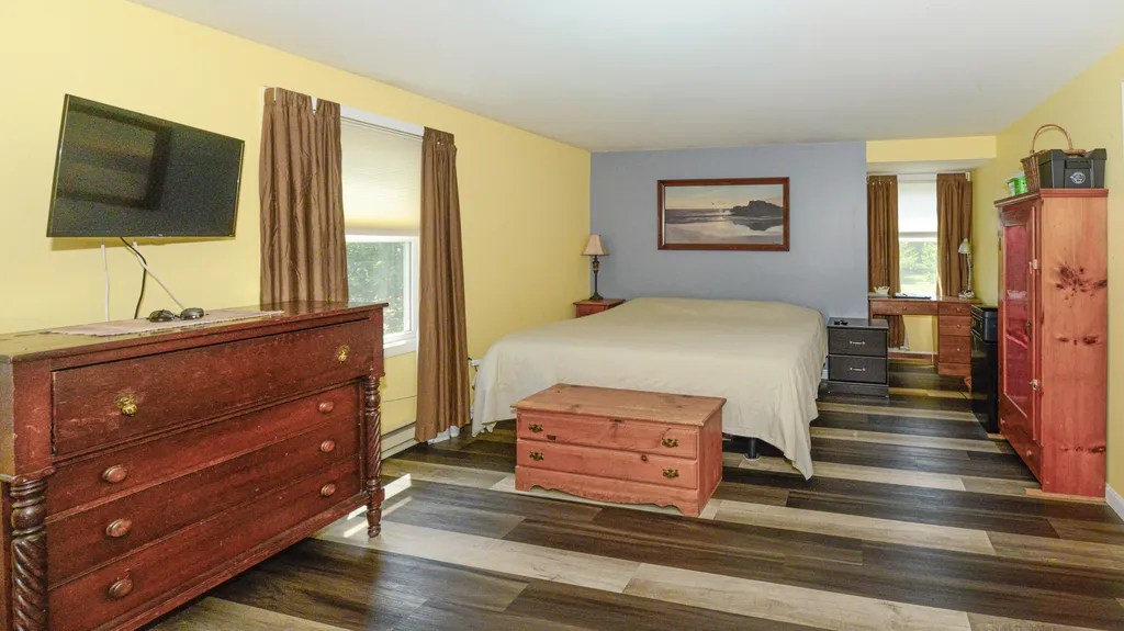69 Skeetfield Road Oxford ME 04270