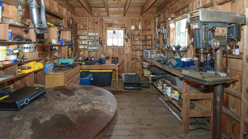 69 Skeetfield Road Oxford ME 04270