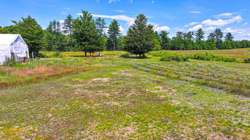 69 Skeetfield Road Oxford ME 04270