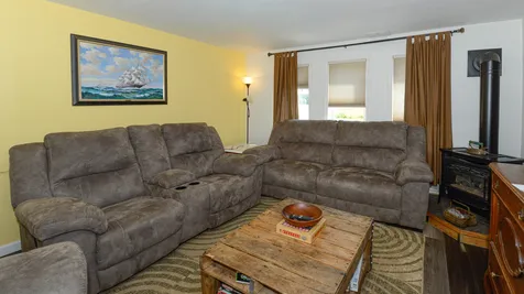 69 Skeetfield Road Oxford ME 04270