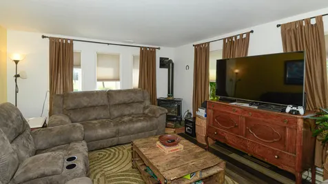 69 Skeetfield Road Oxford ME 04270