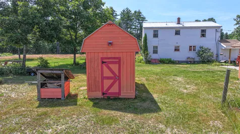 69 Skeetfield Road Oxford ME 04270