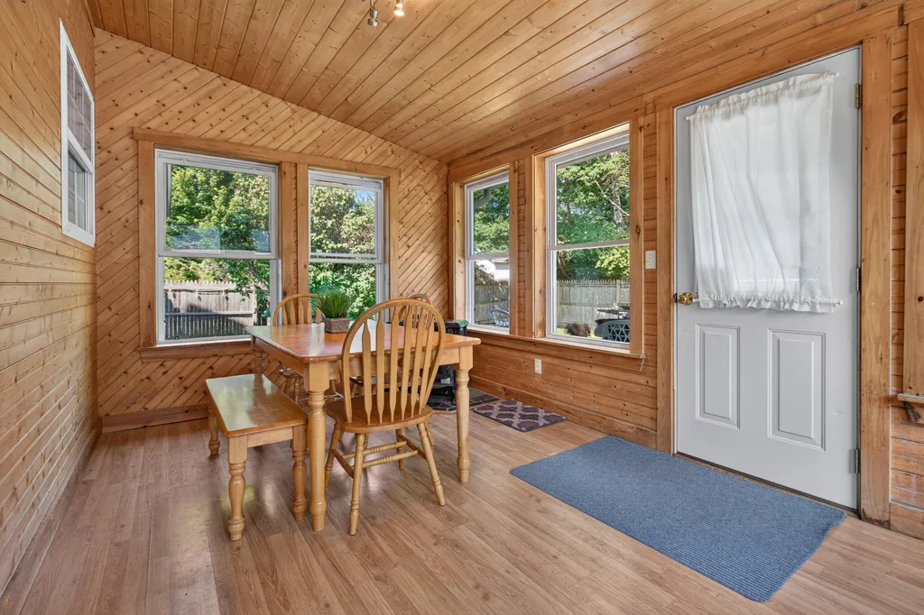 61 Sunny Hollow Place Bangor ME 04401