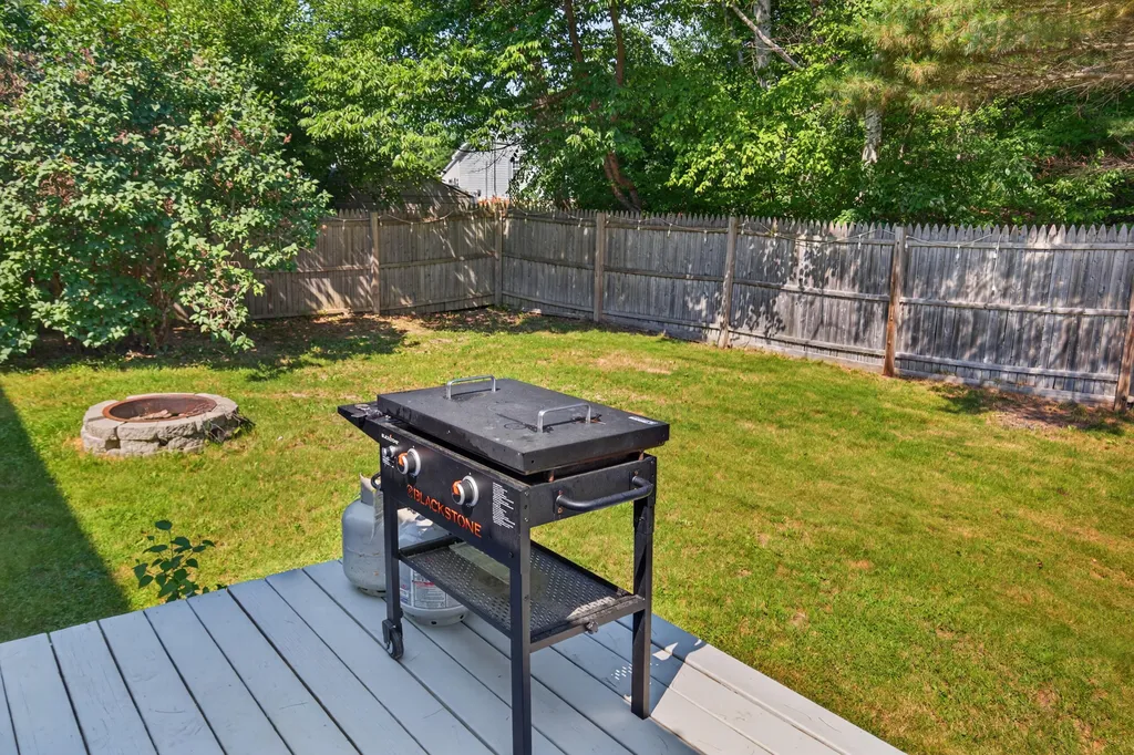 61 Sunny Hollow Place Bangor ME 04401