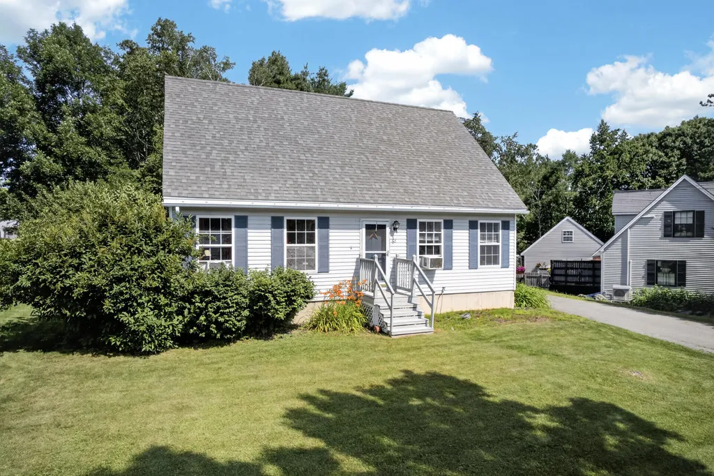 61 Sunny Hollow Place Bangor ME 04401
