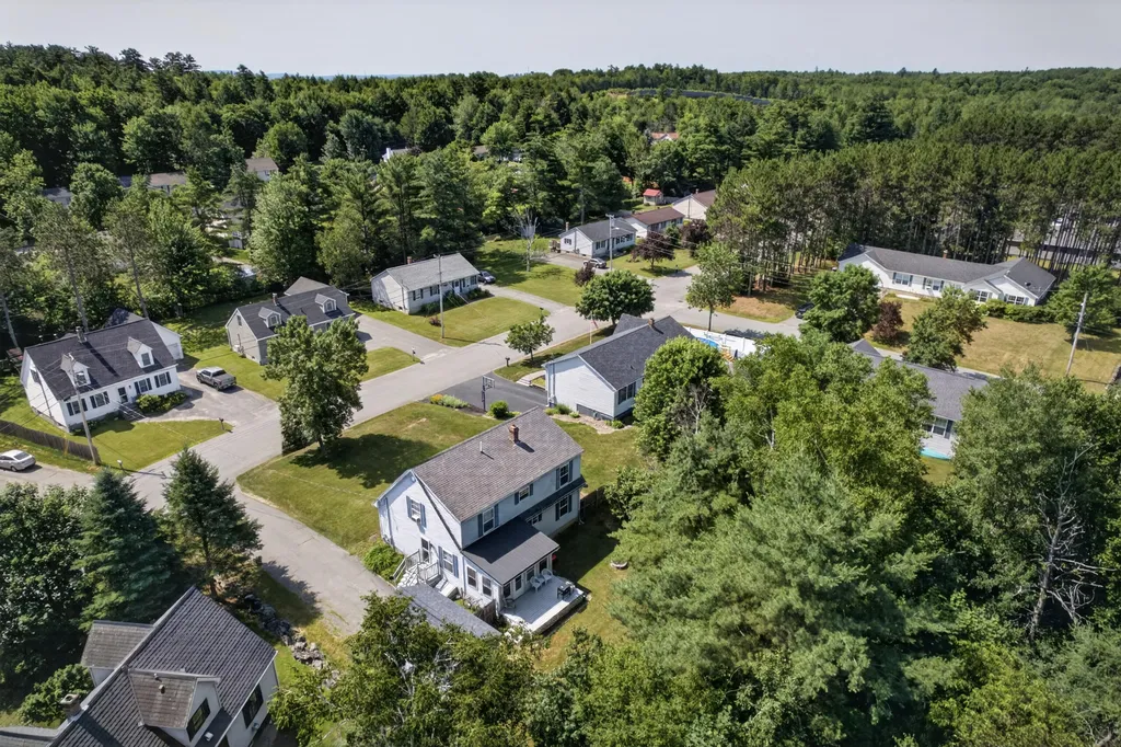 61 Sunny Hollow Place Bangor ME 04401