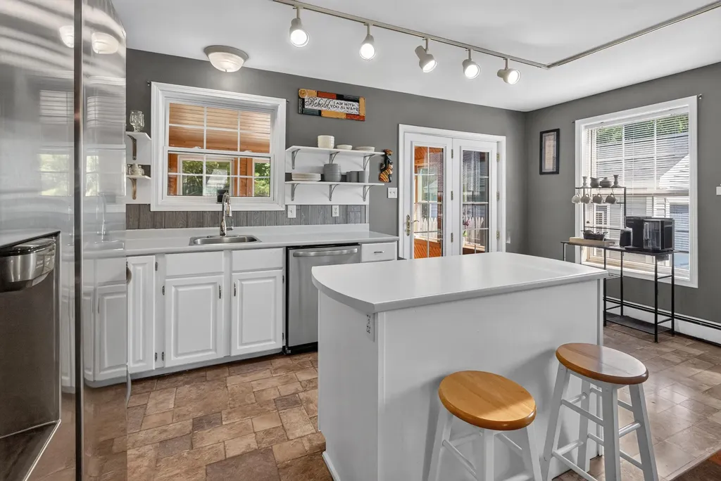 61 Sunny Hollow Place Bangor ME 04401