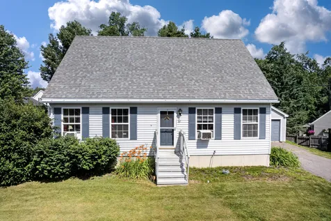 61 Sunny Hollow Place Bangor ME 04401