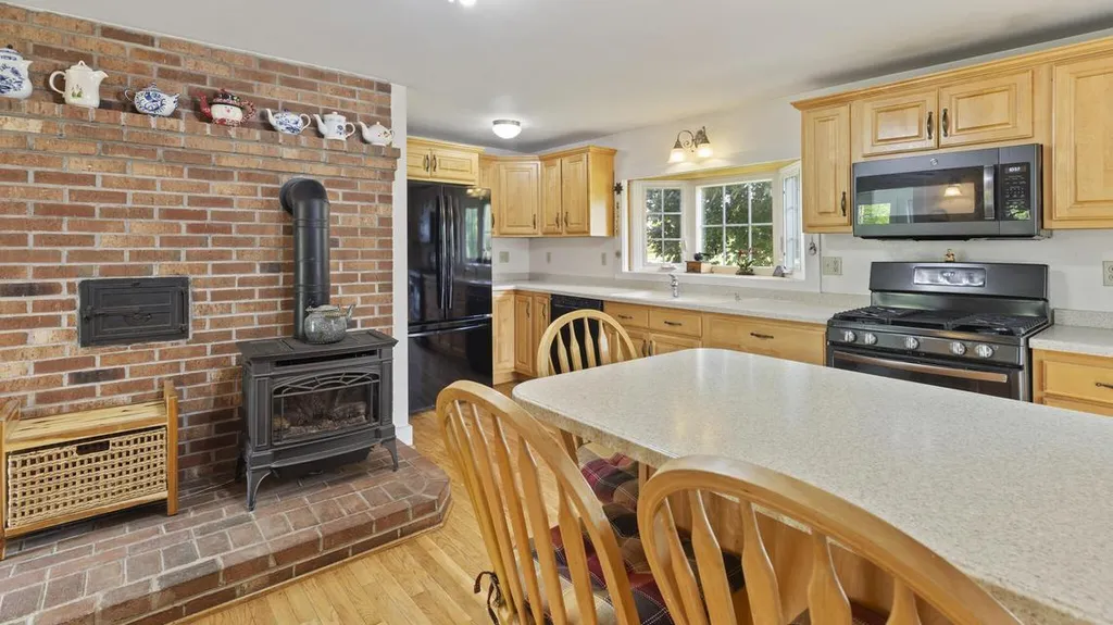 3935 Union Street Levant ME 04456
