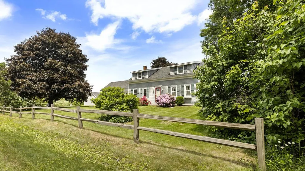 3935 Union Street Levant ME 04456