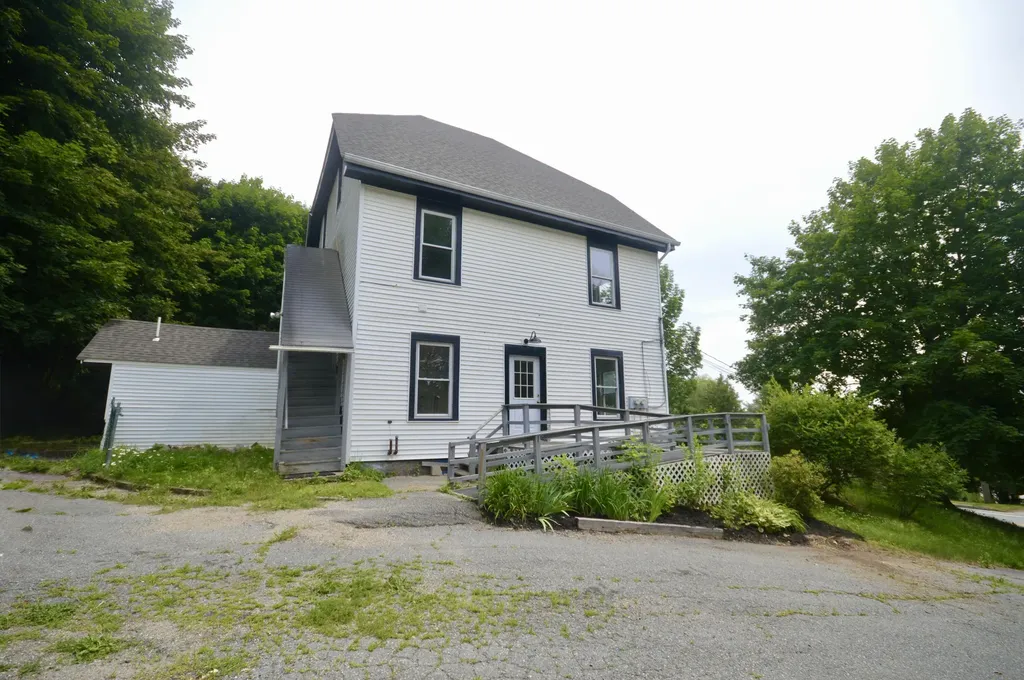 100 Us Route 1 Bucksport ME 04416