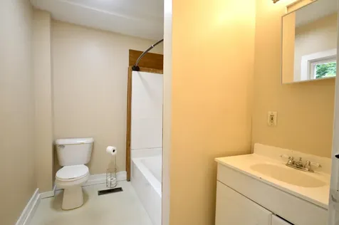 100 Us Route 1 Bucksport ME 04416