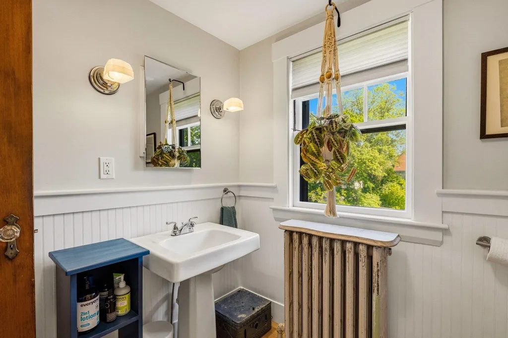 407 Main Street Eliot ME 03903