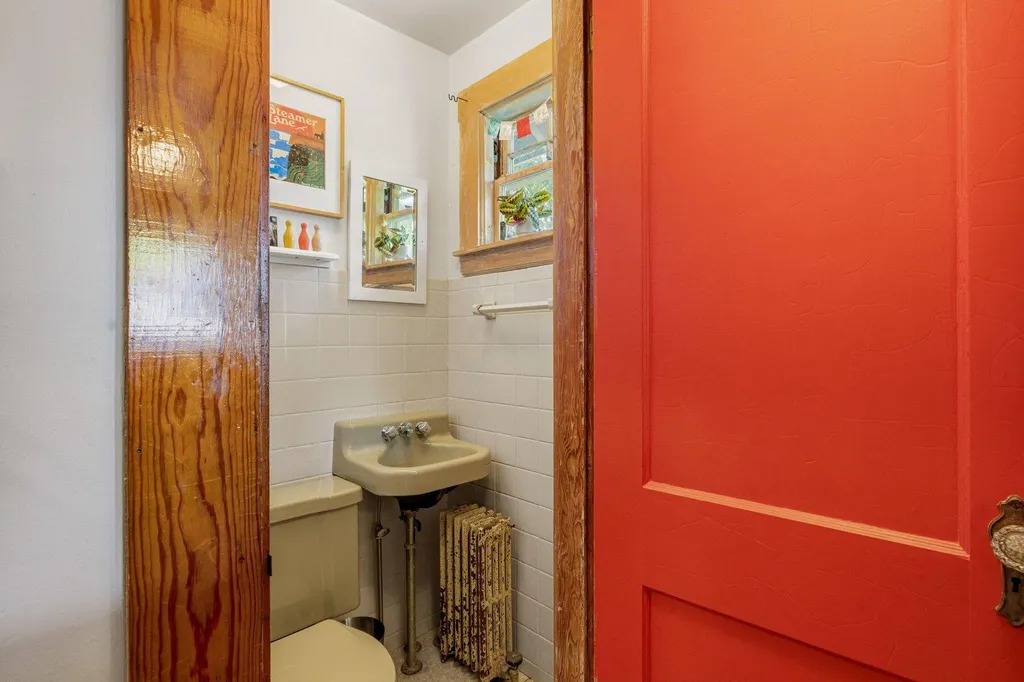 407 Main Street Eliot ME 03903